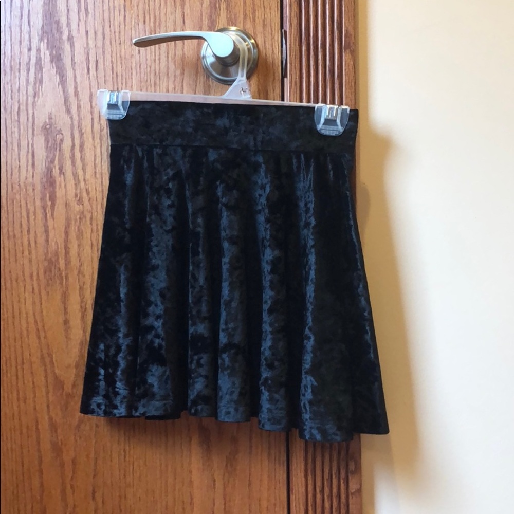 Black Velvet Skater skirt kids size 7/8